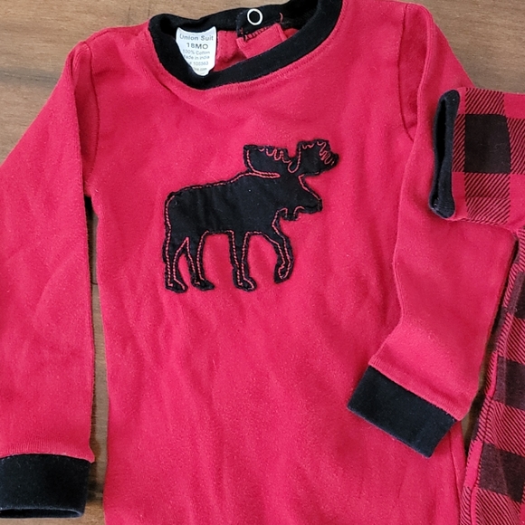 Moose onesie and coverall 18 months - Picture 2 of 3